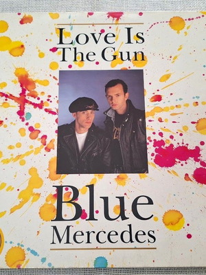 Blue Mercedes Love Is The Gun 12' винил употребяван, електронна