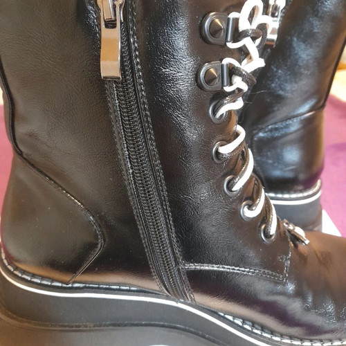 Love berry London women's boots new, leather, size 37, black