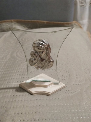 Virgin Mary icon used with base, height 10cm