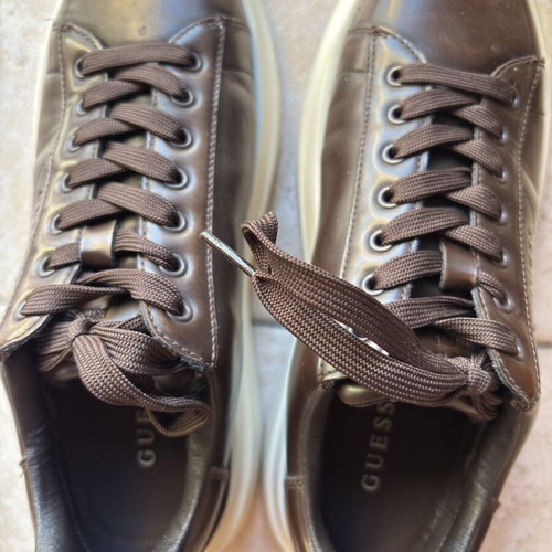 Guess men's sneakers size 40, like new, brown