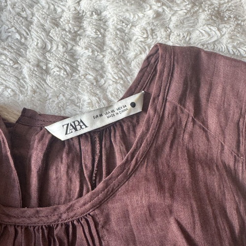 Zara Dusty Plum Flowy Top with Asymmetric Hem and Button Back, Size XS, Like New