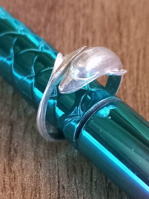Silver dolphin ring 925 like new