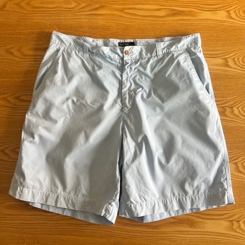 Henry Cottons turquoise bermuda shorts like new, size 48