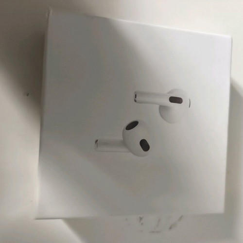Earphones 3 new with noise cancellation