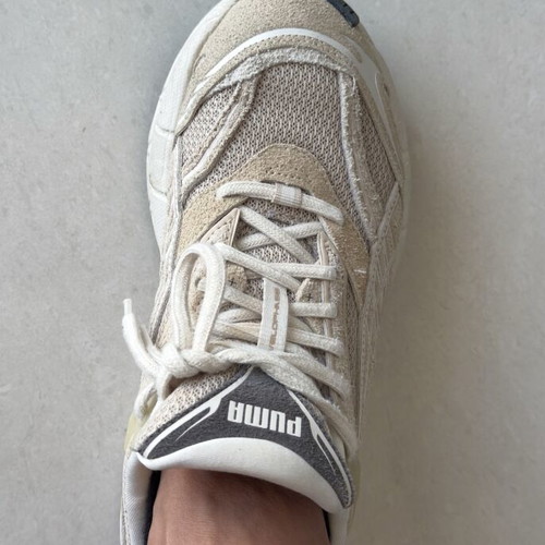 Puma sports shoes, beige, size 42