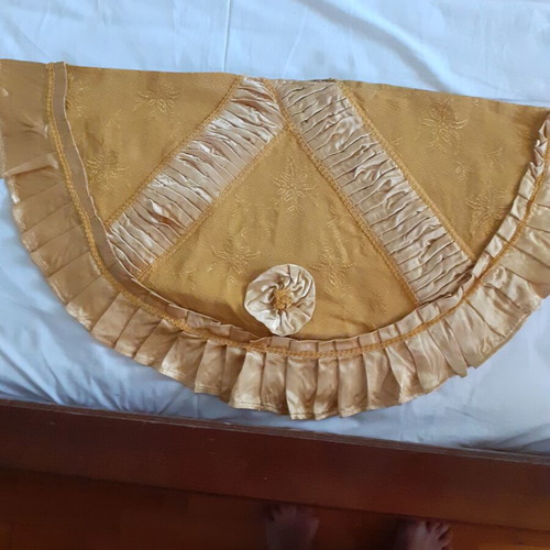 Vintage satin bedspread with pillowcase from 1970, like new
