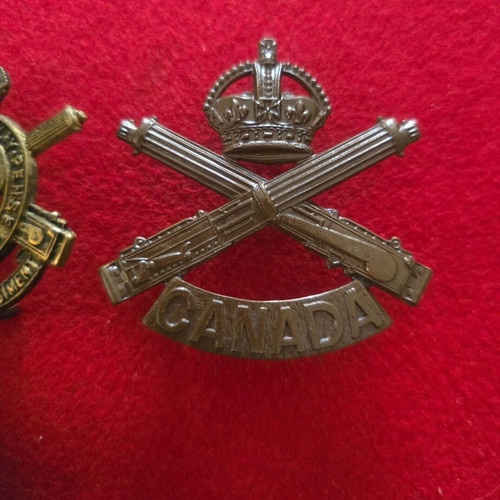 Epaulets and Pins Royal Navy Officer 1940-41 like new, set