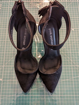 Pink Woman black heels with strap, like new, suede, size 37