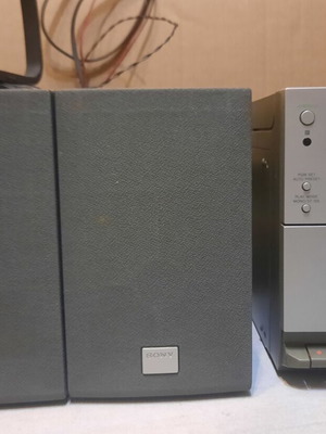 Sony PMC-205L personal stereo system like new