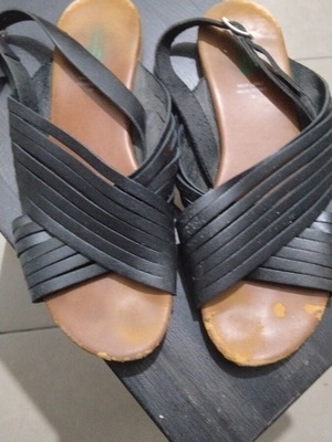 Black women's platform sandals, size 39