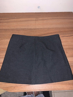 Φούστα Benetton σαν καινούργιο, μέγεθος Small 38