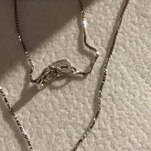 18K white gold chain with cross pendant, 21 cm