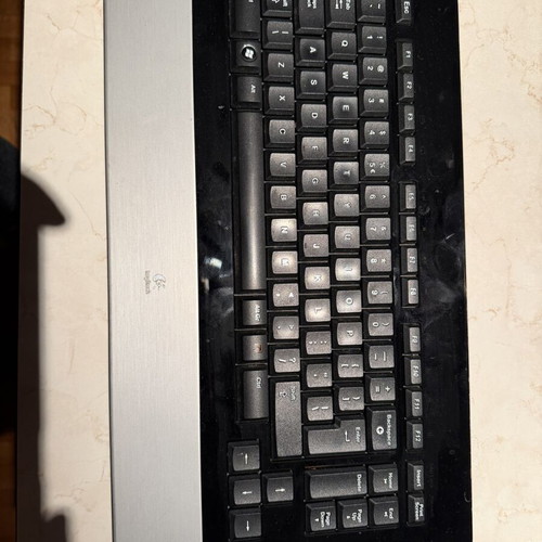Logitech wireless keyboard like new