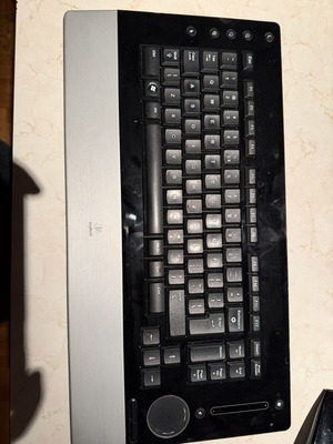 Logitech wireless keyboard like new