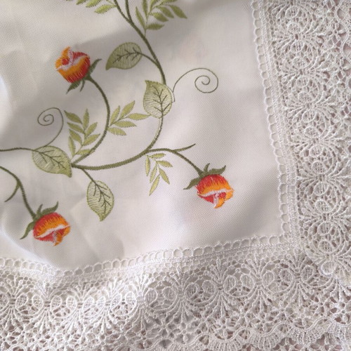 Tablecloth new, 105x105 cm with embroidery and lace