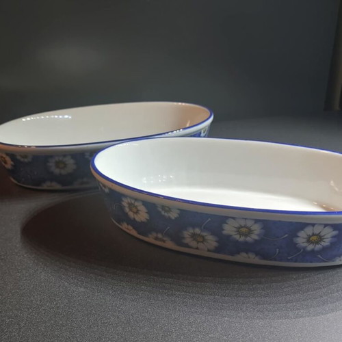 Porcelain bakeware new, set of 2, Vicko fine porcelain