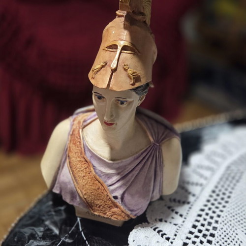 Athena statue with exceptional details, height 23cm, like new