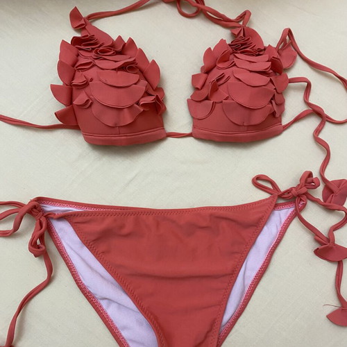 Bikini coral size M like new with chest padding