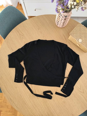 Knitted wrap cardigan black size S like new