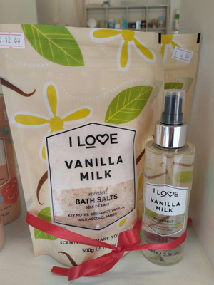 I Love Love Set Vanilla Milk καινούργιο, αρωματικό mist και άλατα μπάνιου 2 τεμαχίων