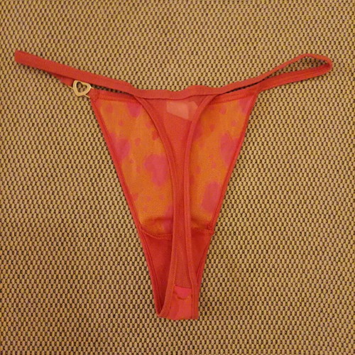 Triumph pink string new, limited edition, size L, pack of 2