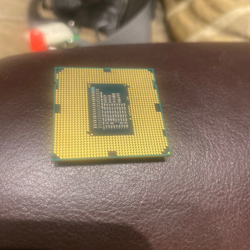 Intel Core i3 2120 processor used, socket LGA 1155, functional