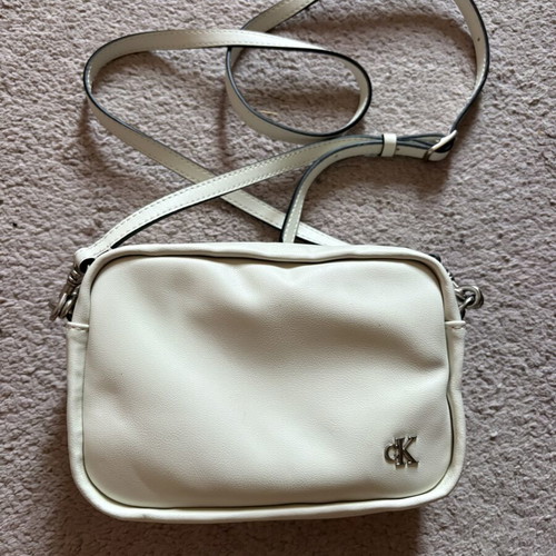 Calvin Klein shoulder bag new, white