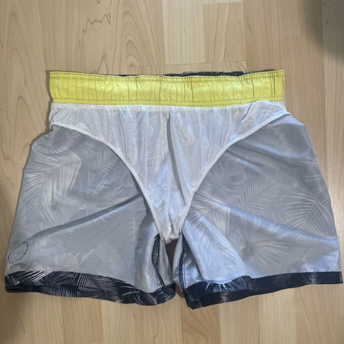 H&M swim shorts used, size 12-14, black and grey