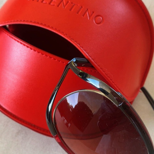 Valentino women's sunglasses used, burgundy