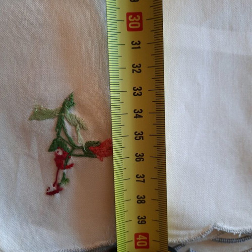 Napkins with handmade embroidery like new, pack of 10