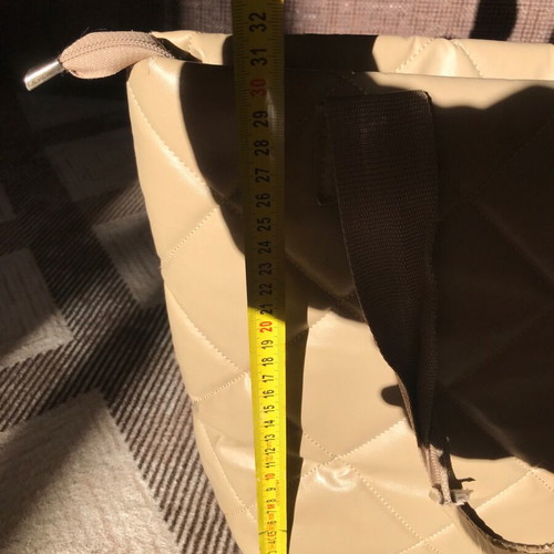 Shoulder bag used in good condition