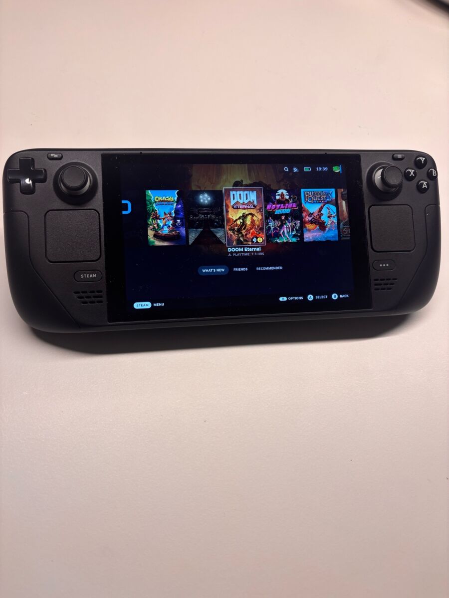Steam Deck LCD 256GB like new with… - € 459,00 - Vendora.cy
