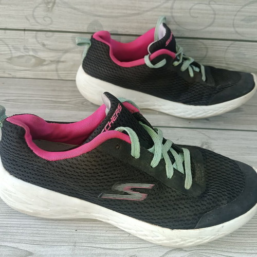 Skechers women's sneakers like new, size 37.5, multicolor