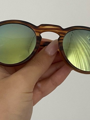 Mirror sunglasses like new, brown frame, yellow mirrored lenses