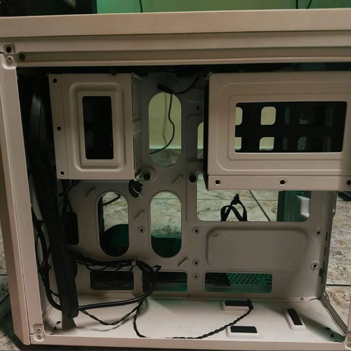 Corsair Crystal 280X white custom PC case with MSI GPU riser