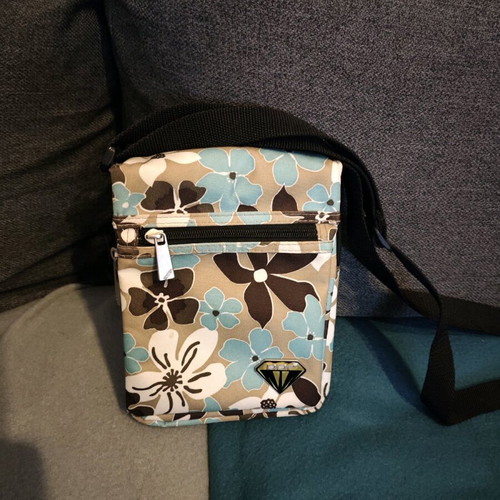 DDP casual shoulder bag like new