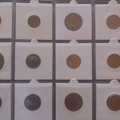 World coin lot used, 100 different coins in soft album