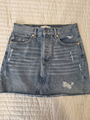 Mini denim skirt Mango like new, size M