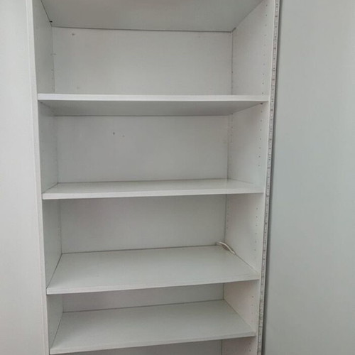IKEA BILLY library like new, 6 shelves, oak or white