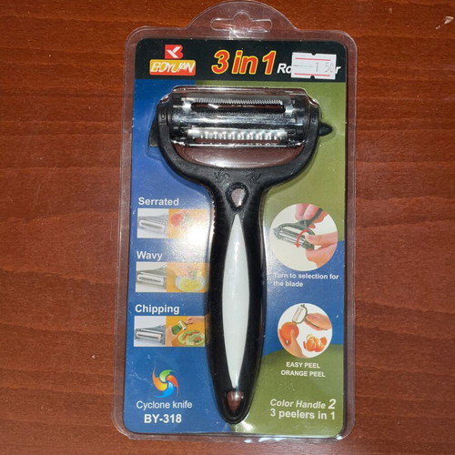 Roto Peeler 3 in 1 vegetable peeler, black