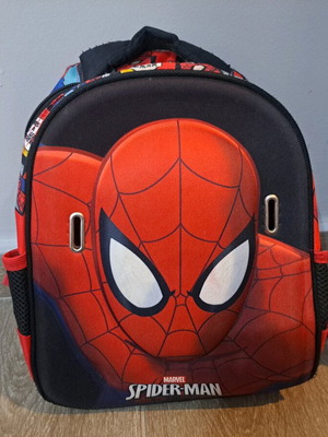 Spirlderman toddler backpack used without front mask