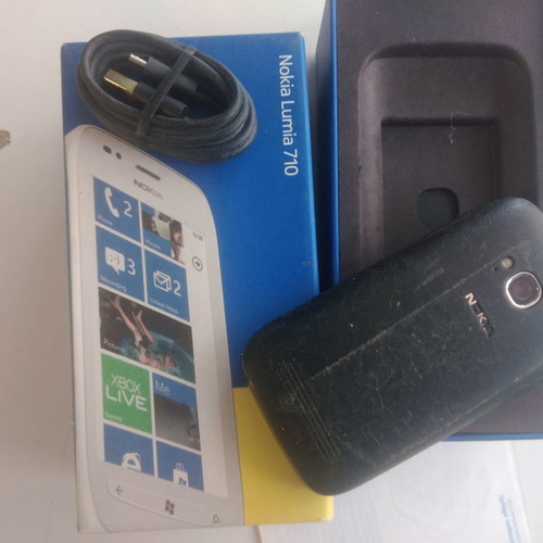 Nokia Lumia 710 Type RM-803 used, microsim, black, with charger