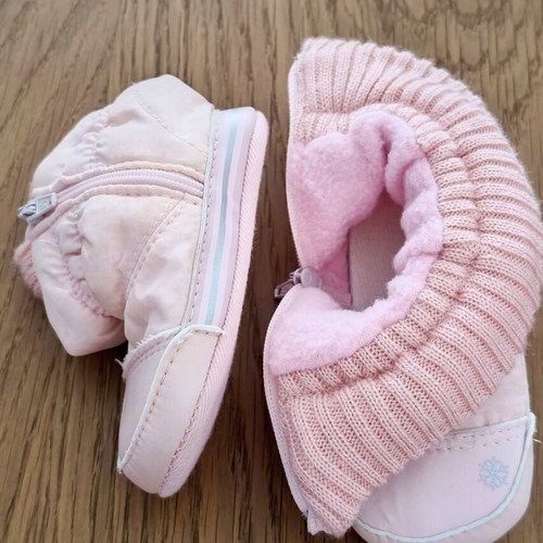 Pink baby booties with fleece lining