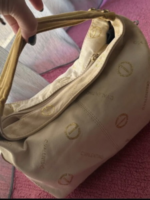 C Valentino handbag used, white
