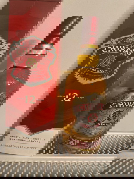 Σφραγισμένο Ουίσκι Chivas Regal 12 Year Old