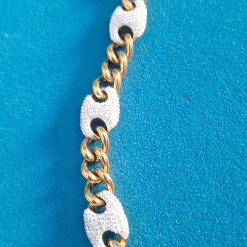Bracelet new, gold color