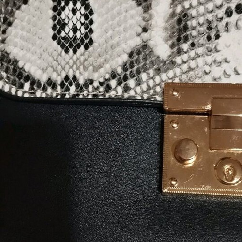 Small shoulder bag like new with croco details and chain strap