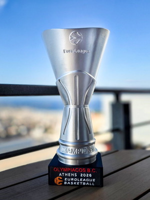 Euroleague Olympiacos trophy 20 cm with keychain gift
