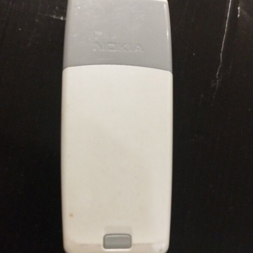 Nokia 2310 phone like new with new battery
