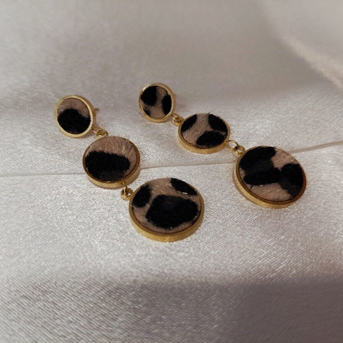 Steel earrings with animal print, new